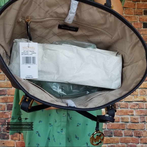 Michael Kors Jet set travel medium carryall tote - Picture 3 of 8